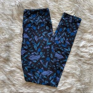 LuLaRoe Feather Print OS Leggings